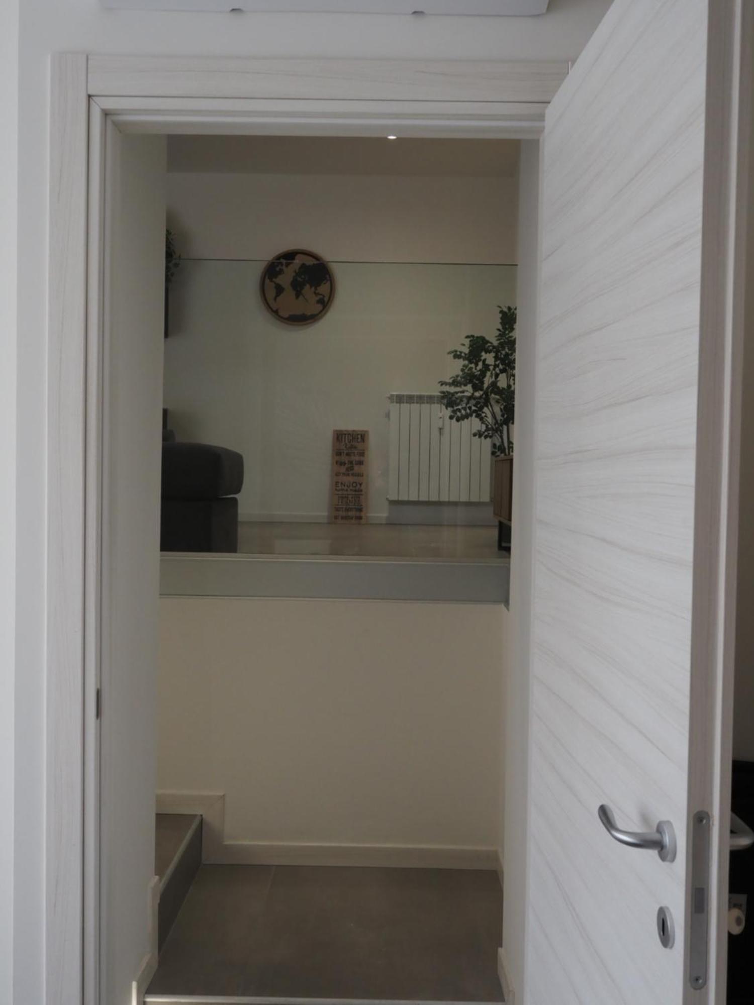 Ihost Luxury - Neg Roli 8 Lejlighed Milano Eksteriør billede